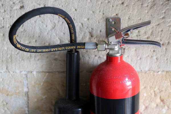 Instalaciones de Extintores · Sistemas Protección Contra Incendios Aldeaquemada